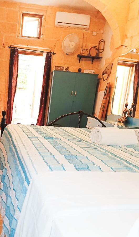 Fusion Homestay Accommodation Mosta Exterior photo